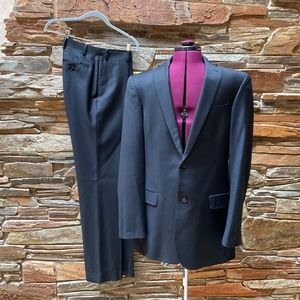 Murano Charcoal Gray Wool Suit (40L; 35/33)